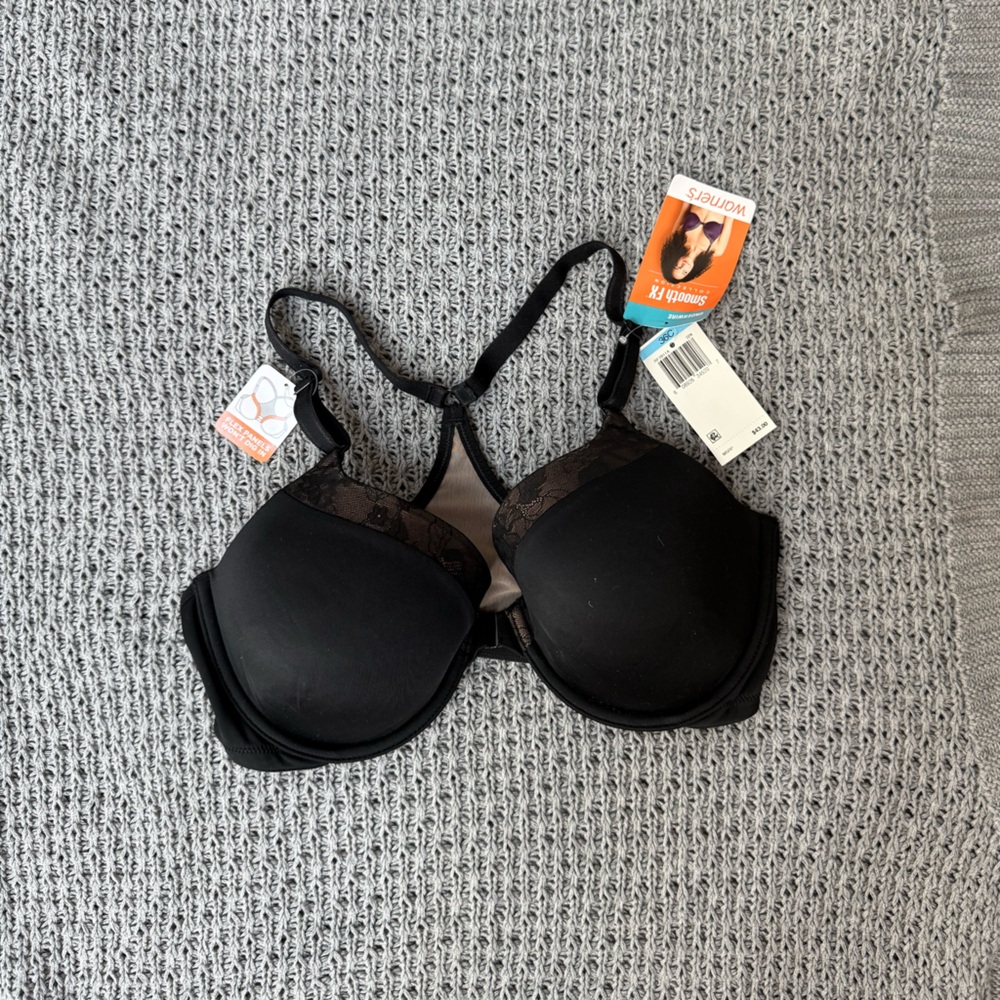 NWT Warner's Black Lace Trim Bra